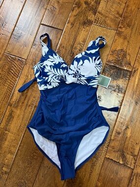 Eomenie. Navy & White Floral One-Piece Swimsuit medium